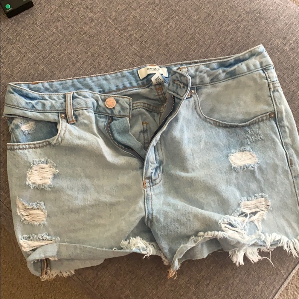 Light denim shorts